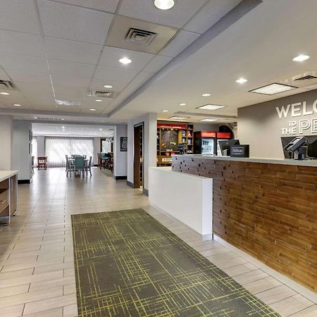 Hampton Inn Cumming Bagian luar foto
