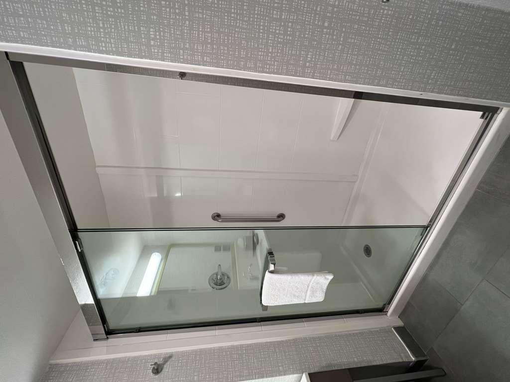 Hampton Inn Cumming Bagian luar foto