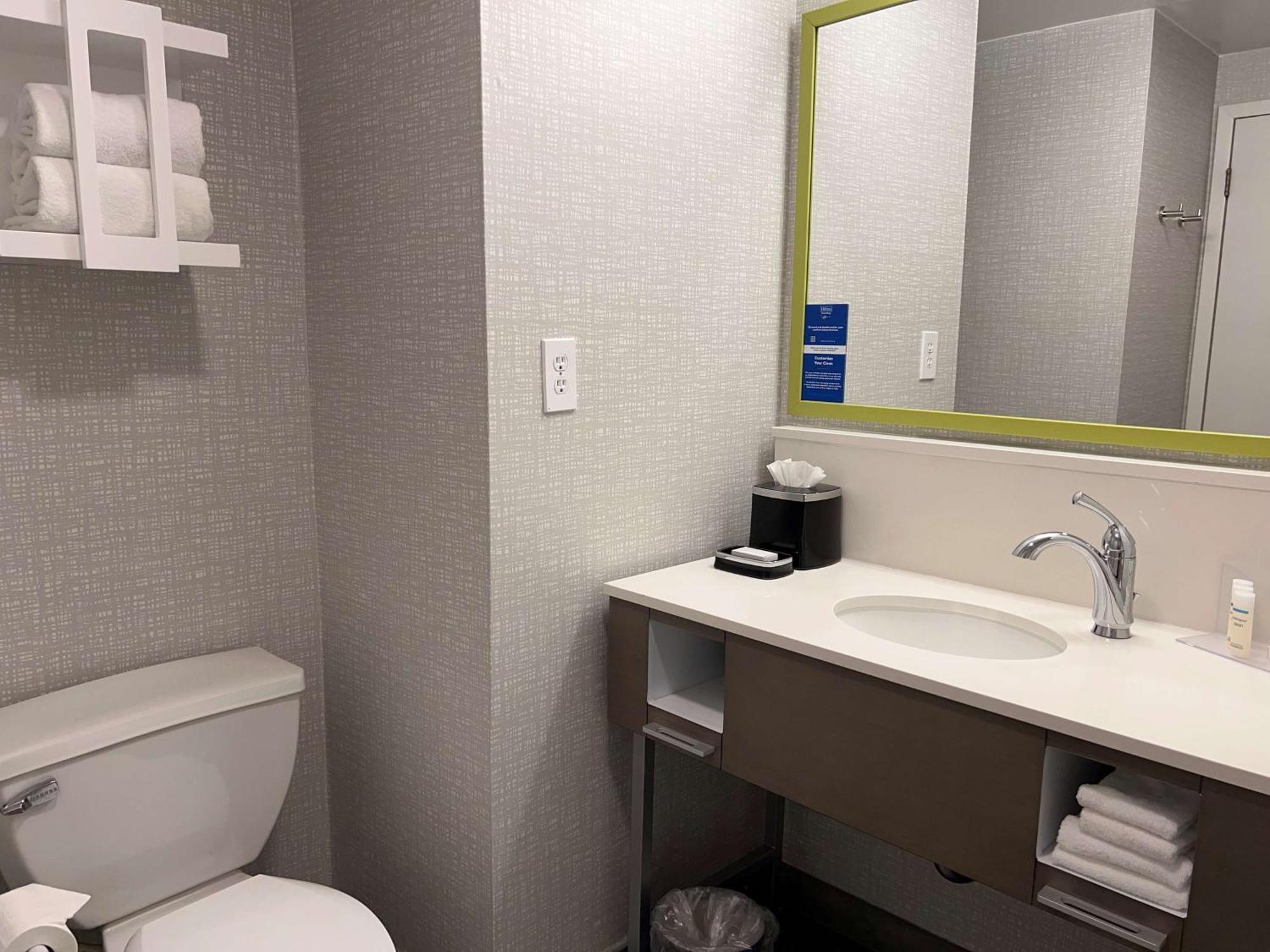 Hampton Inn Cumming Bagian luar foto