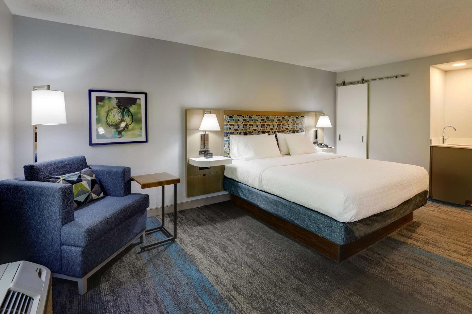 Hampton Inn Cumming Bagian luar foto