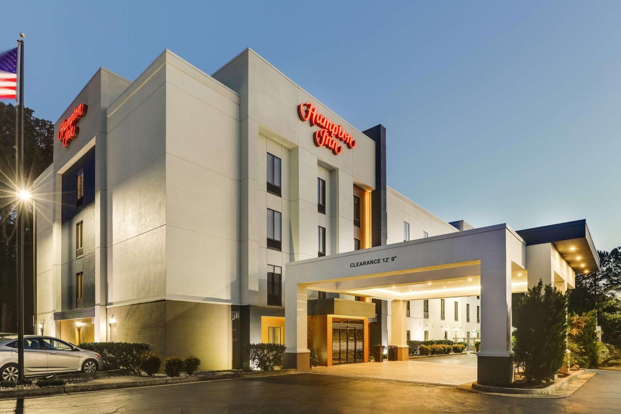 Hampton Inn Cumming Bagian luar foto