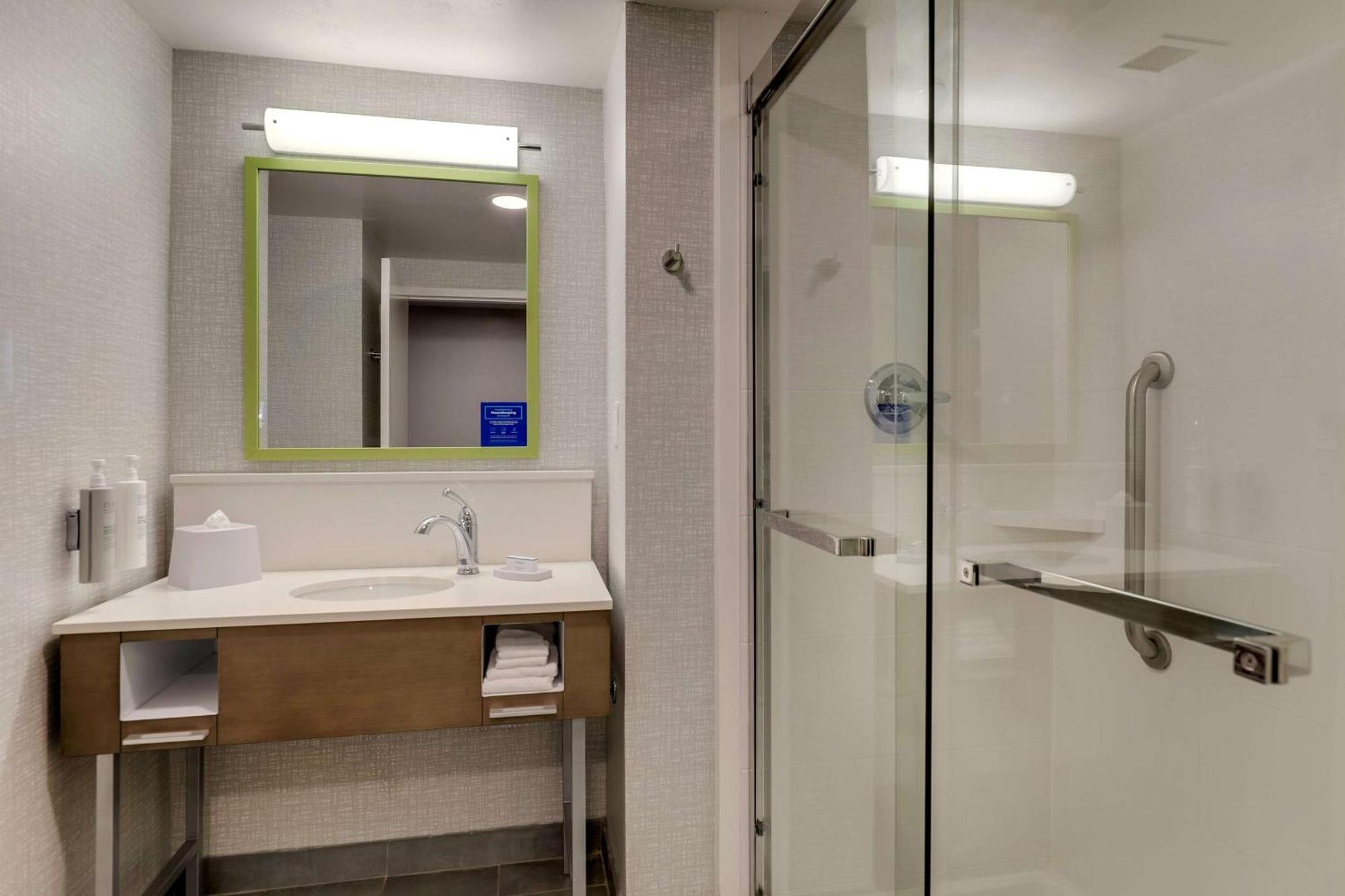 Hampton Inn Cumming Bagian luar foto
