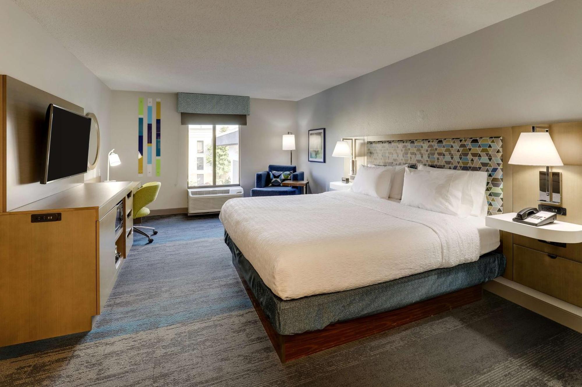 Hampton Inn Cumming Bagian luar foto