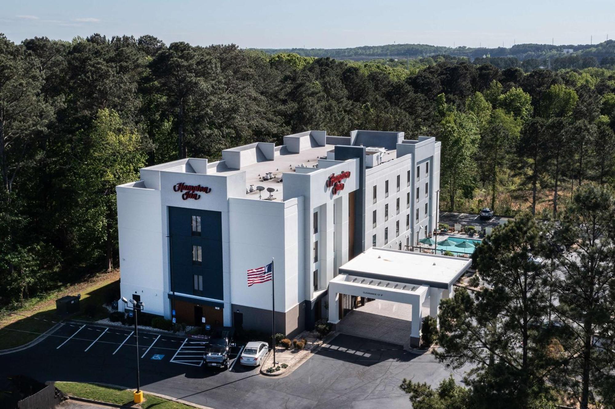Hampton Inn Cumming Bagian luar foto